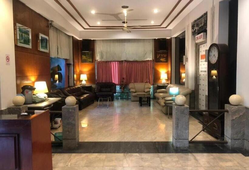 هتل S.c. Heritage