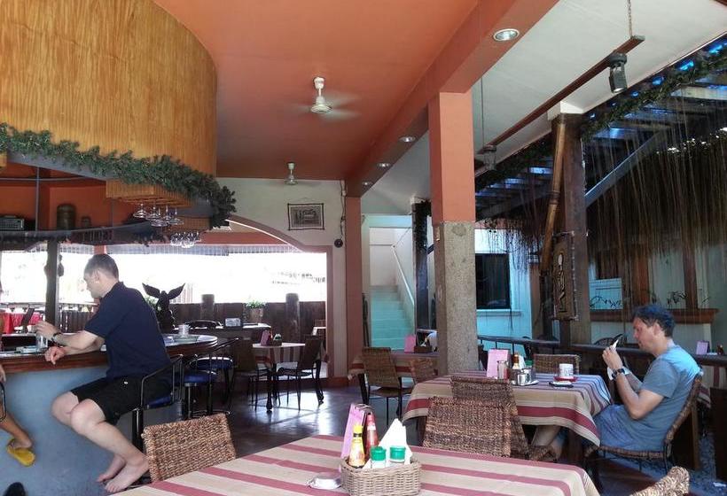 Marquis Hotel & Restaurant