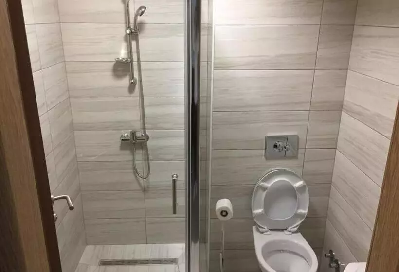 تختخواب و صبحانه Malena