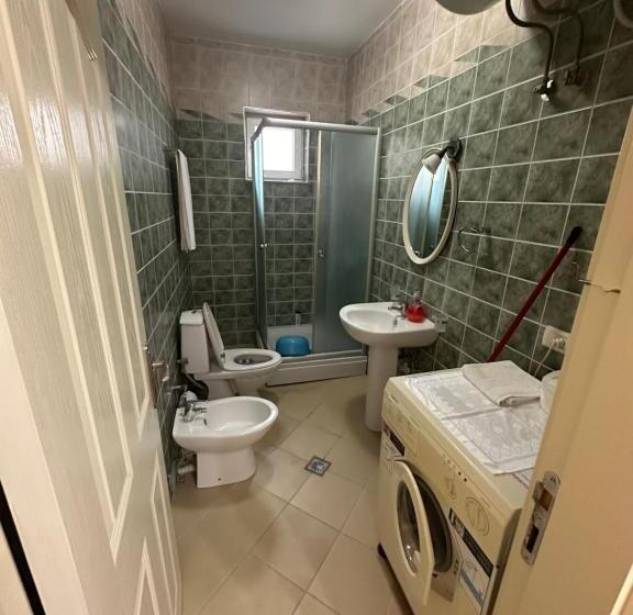 پانسیون A&a House