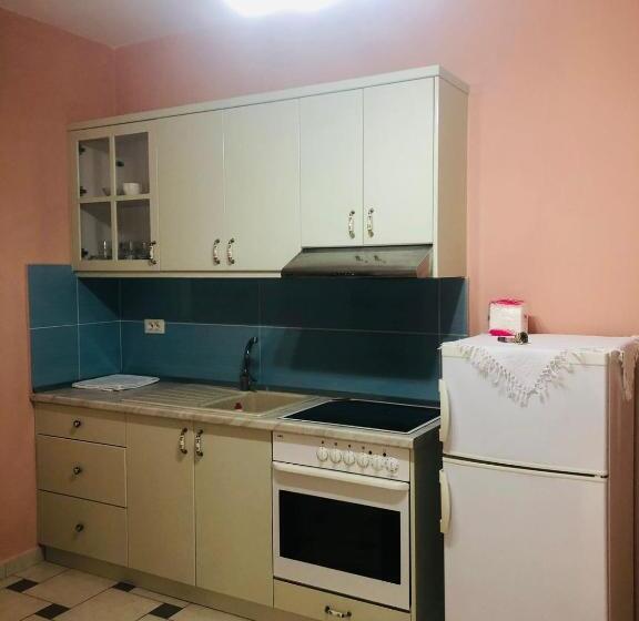 پانسیون A&a House