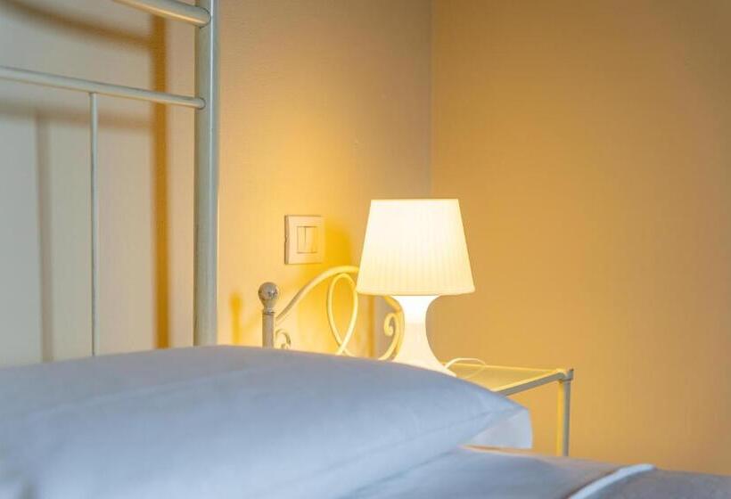 Pension (Hôtel basse catégorie) Casello A1, Modena Sud   Villa Aurora Charming Rooms