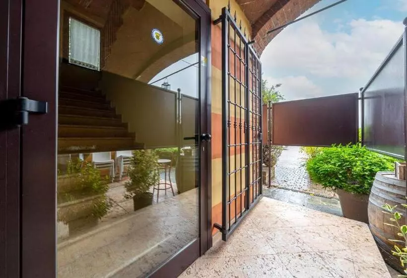 پانسیون Casello A1, Modena Sud   Villa Aurora Charming Rooms