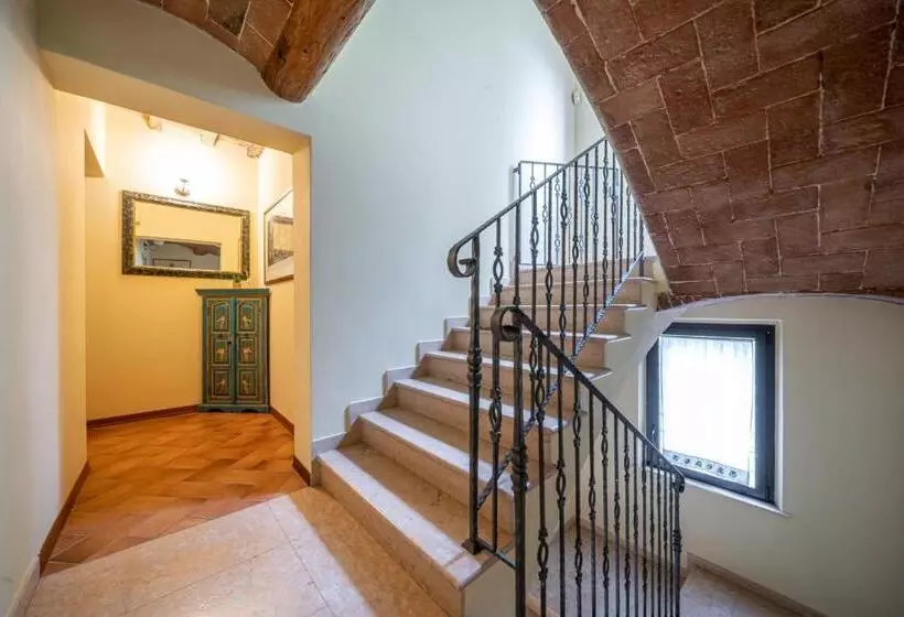 پانسیون Casello A1, Modena Sud   Villa Aurora Charming Rooms