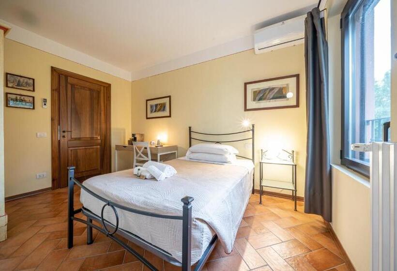 Pension (Hôtel basse catégorie) Casello A1, Modena Sud   Villa Aurora Charming Rooms