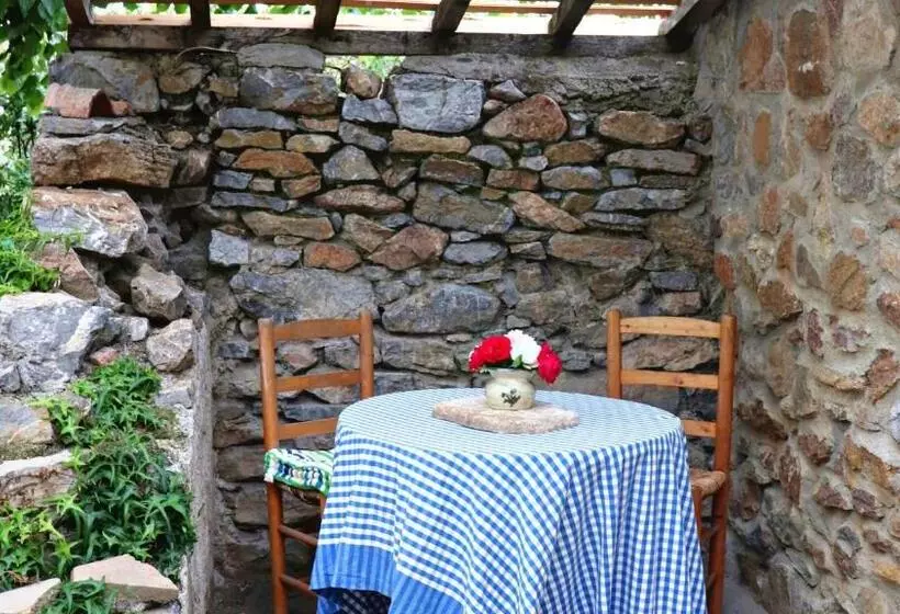 Majatalo Esclarmonde 18