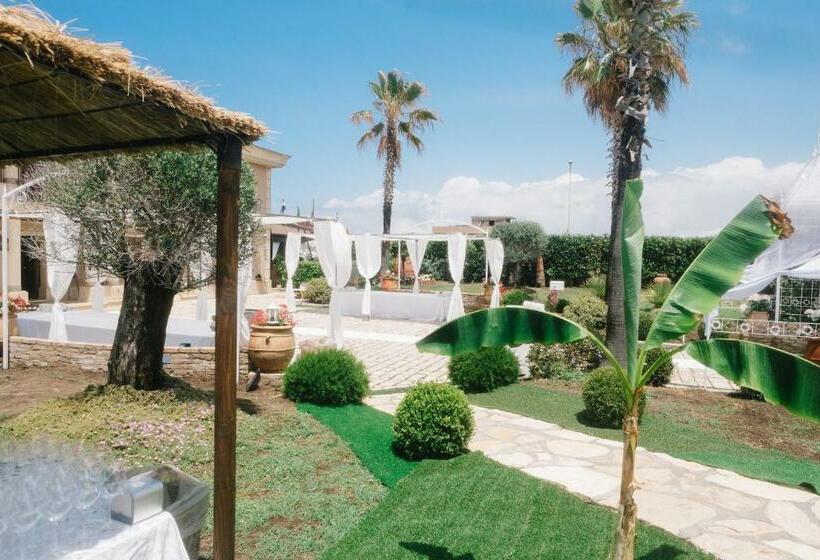 פנסיון Villa Caleo