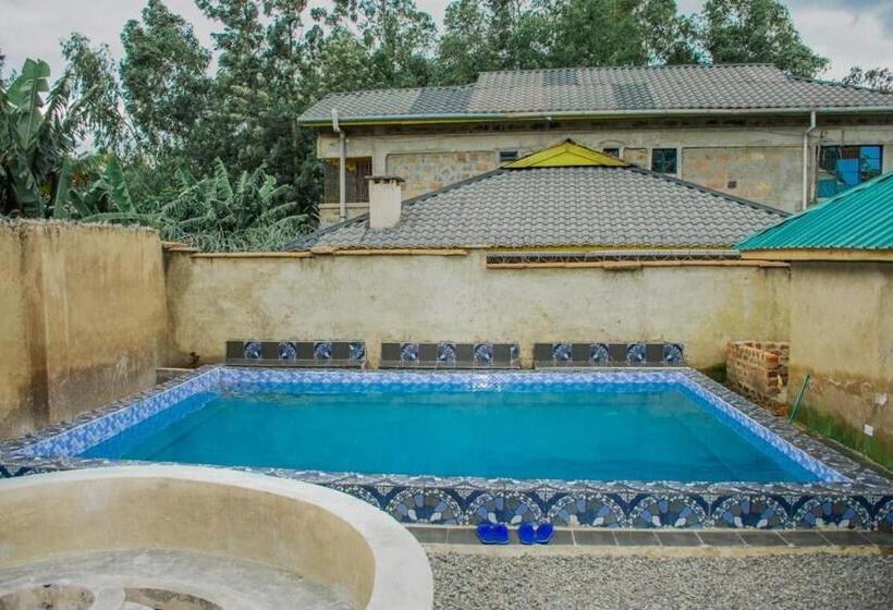 تختخواب و صبحانه Crystal Homes Air Bnb