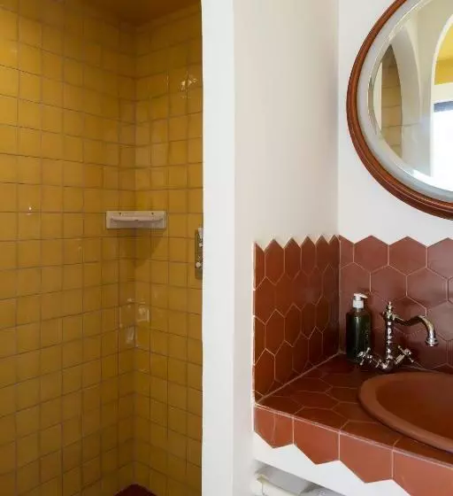 ベッドアンドブレックファースト Les Chambres De La Releve