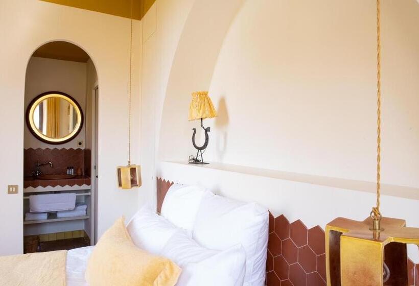 تختخواب و صبحانه Les Chambres De La Releve