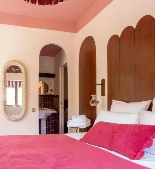 ベッドアンドブレックファースト Les Chambres De La Releve