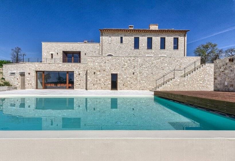 酒店 Agriturismo Colli Martani