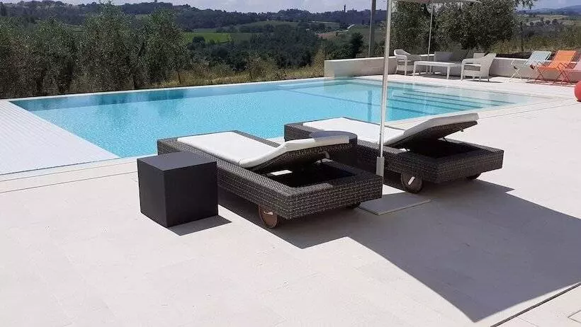 Hotelli Agriturismo Colli Martani