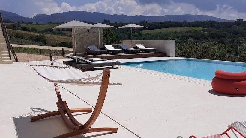 酒店 Agriturismo Colli Martani