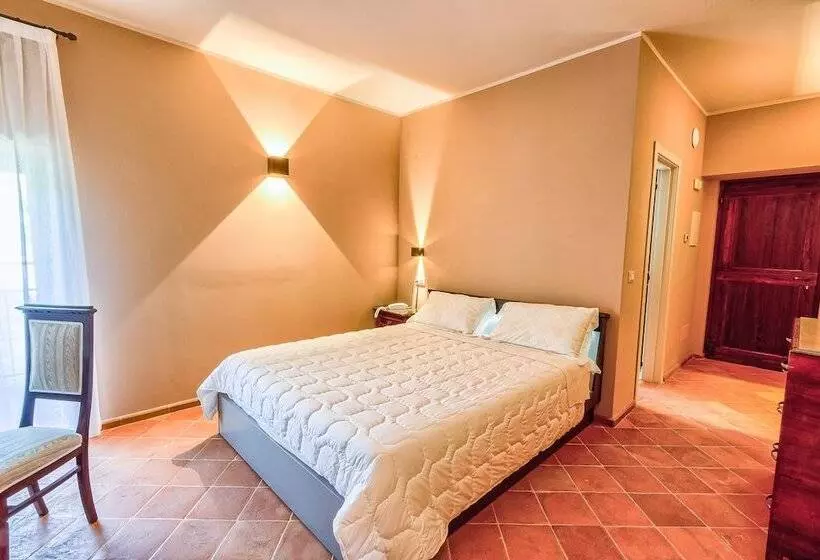 Hotelli Agriturismo Colli Martani