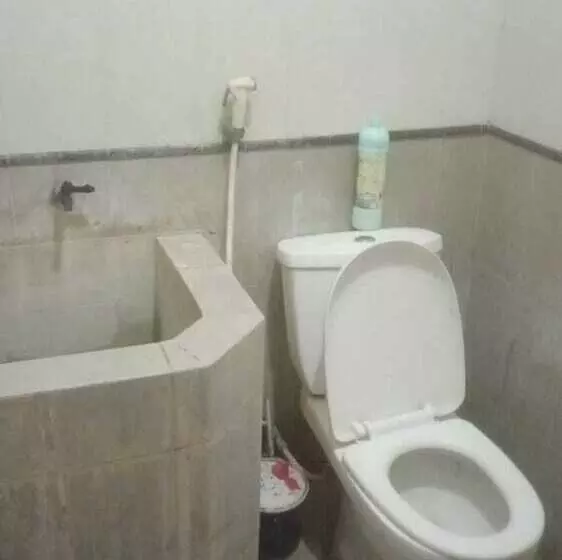 ホテル Spot On 92647 Edelweis Homestay