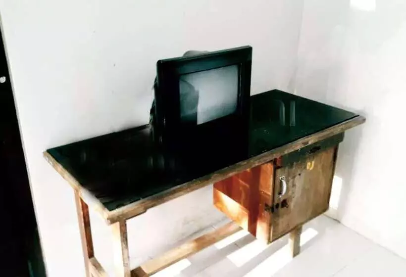 ホテル Spot On 92647 Edelweis Homestay