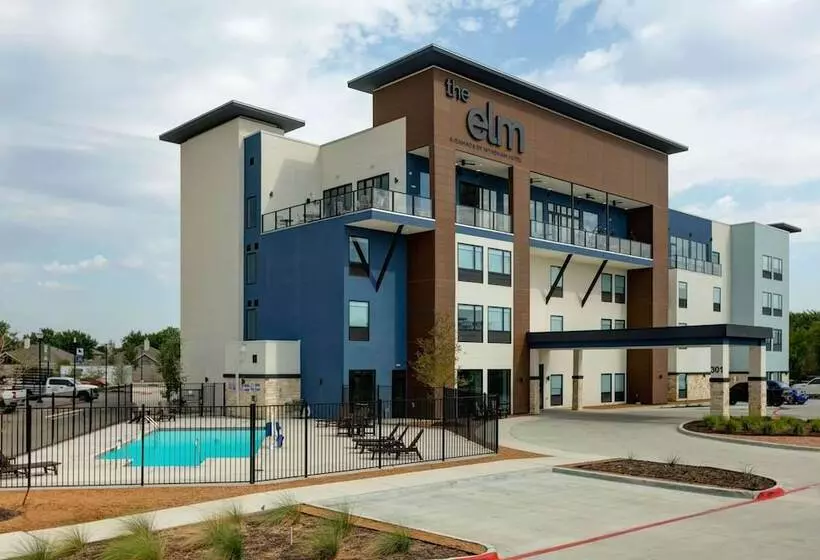 Hotelli The Elm, A Ramada By Wyndham