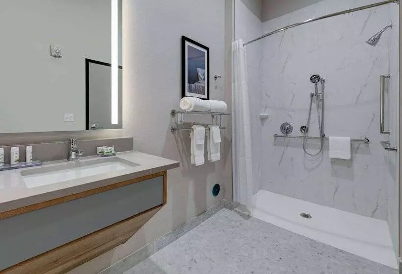 Hotelli The Elm, A Ramada By Wyndham