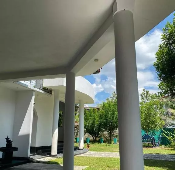 ホテル White Win Villa