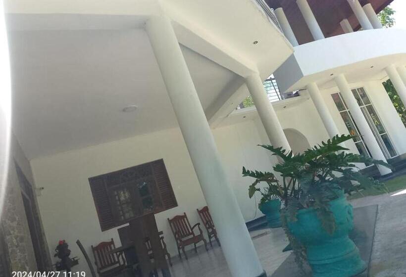 Отель White Win Villa