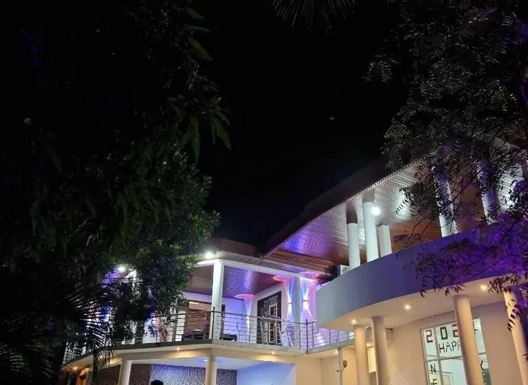 ホテル White Win Villa