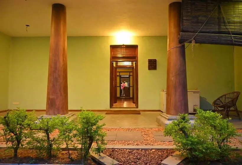 پانسیون Les Boganveillea Heritage Guest House