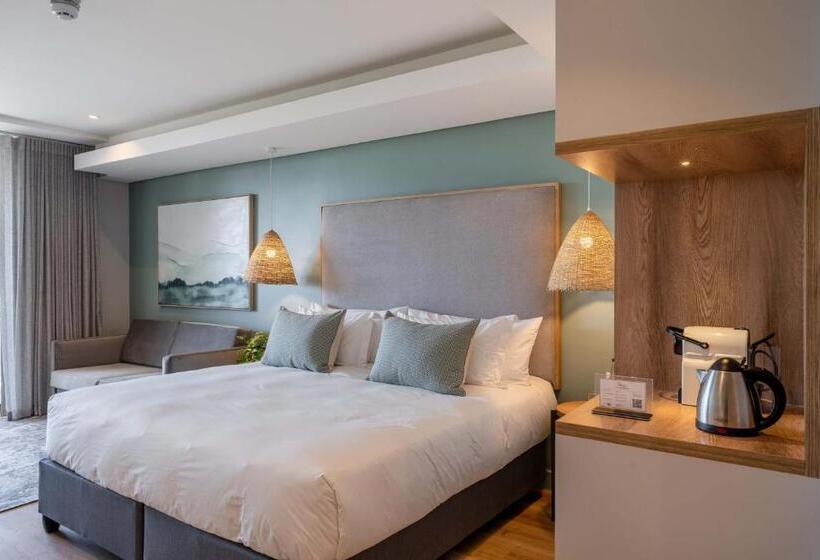 Plett Quarter Hotel Lion Roars Hotels & Lodges