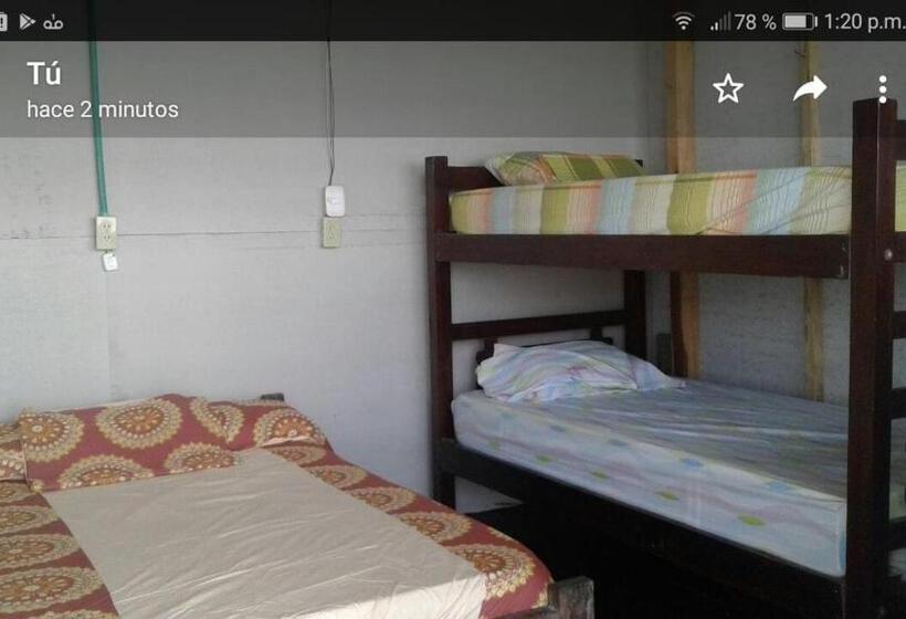 فندق صغير Canadian House Mucura