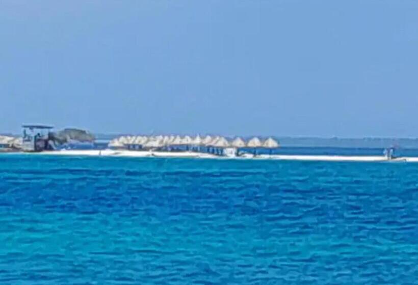 فندق صغير Canadian House Mucura