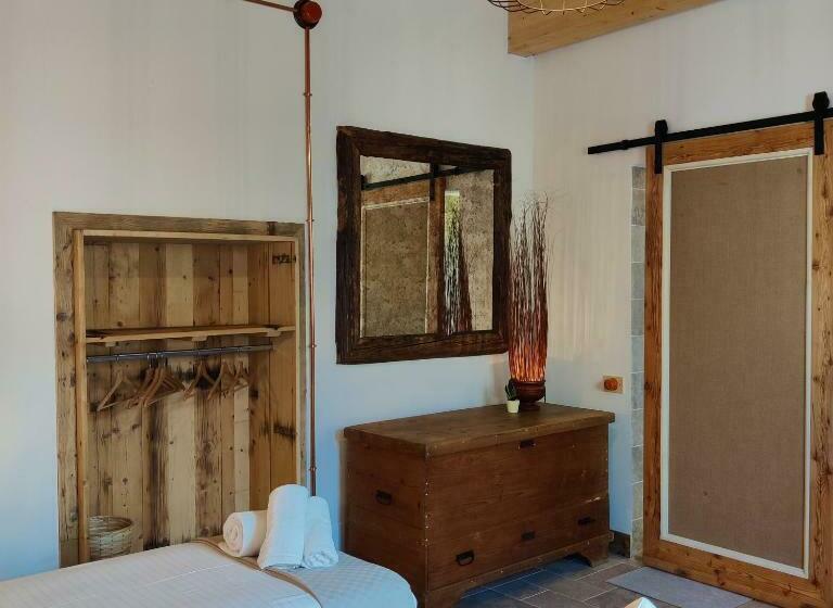 تختخواب و صبحانه Corte Lusenzo