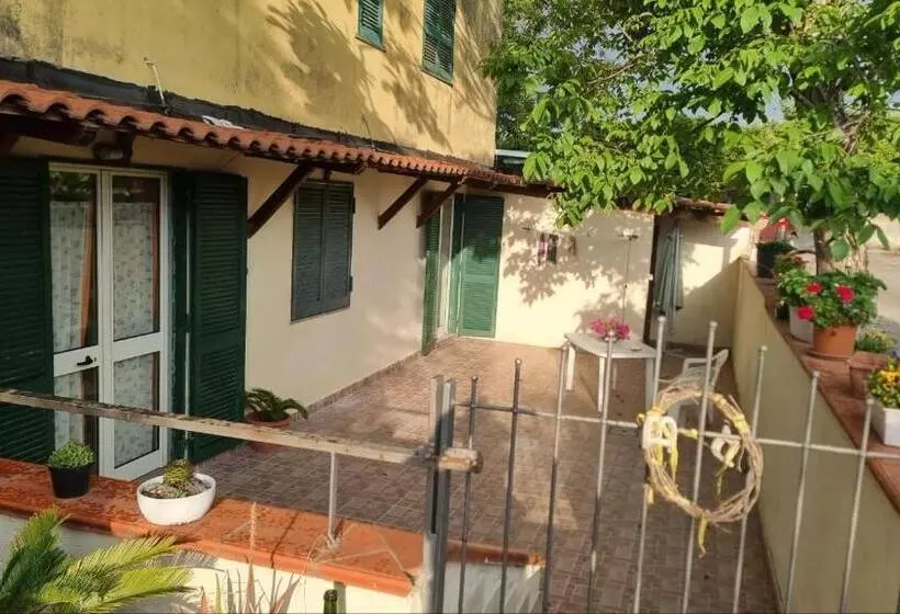 Aamiaismajoitus (B&B) Le Colonne Di Cesare