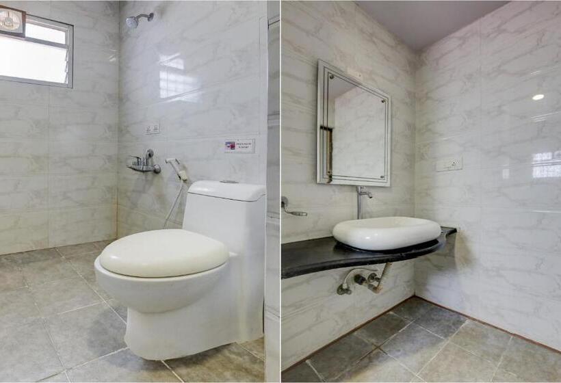 Capital O Hotel Yuvraj Signature