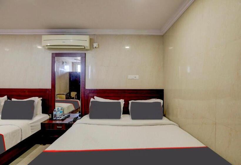 Capital O Hotel Yuvraj Signature