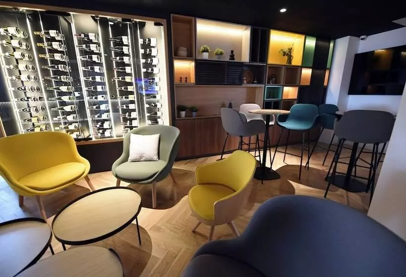 Hotelli Holiday Inn Dijon Sud   Longvic, An Ihg