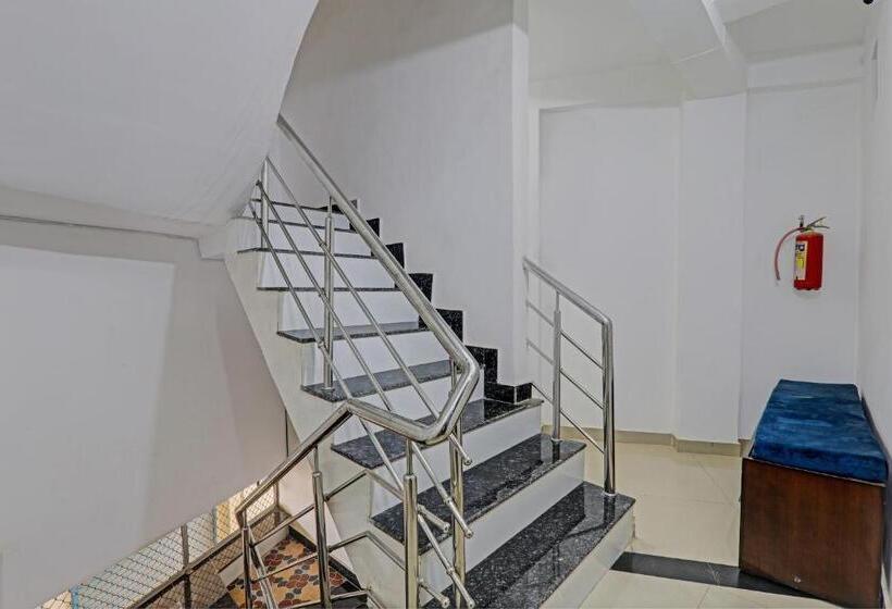 ホテル Oyo Flagship 81391  City Point