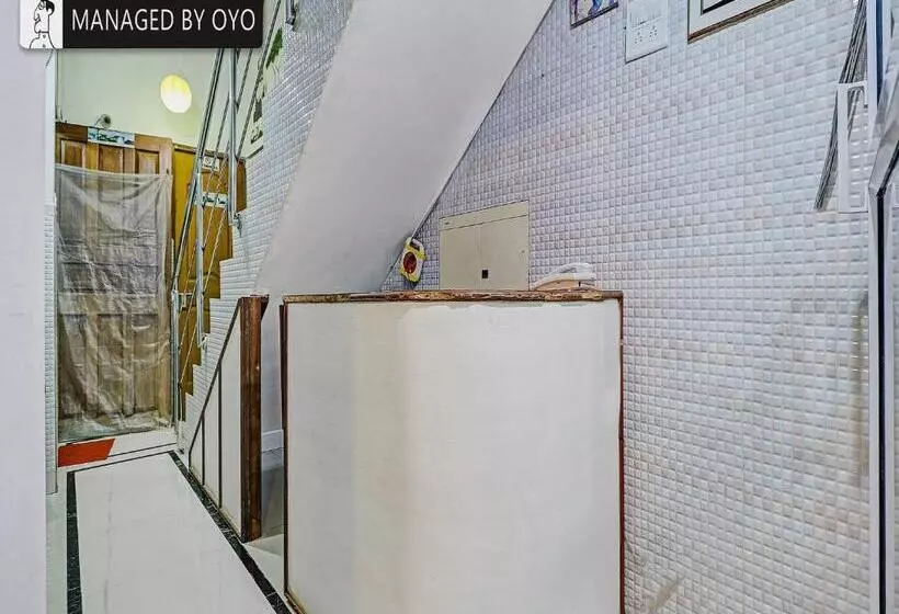ホテル Oyo Silverkey Executive Stays 81374 Goodstays