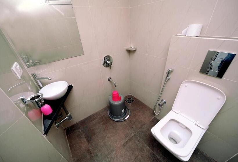 Hotel Precious Pearl