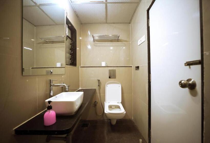 Hotel Precious Pearl