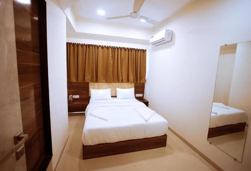 Hotel Precious Pearl