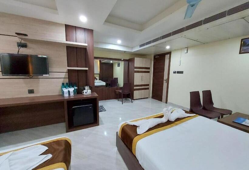 هتل The Seascape   New Digha