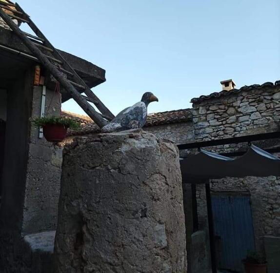 L Atelier De Raymond