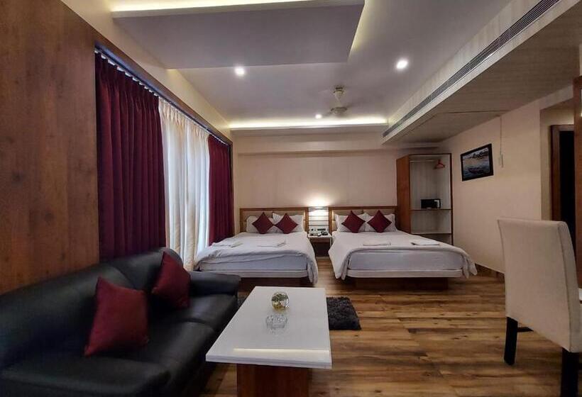 New Gitanjali Hotel, New Digha