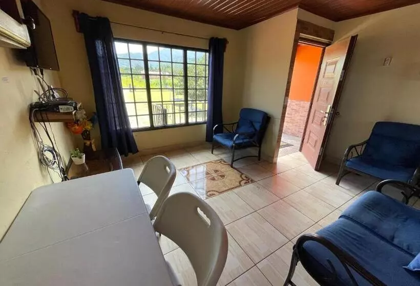 ペンション Cabañas Guadalupe Volcán