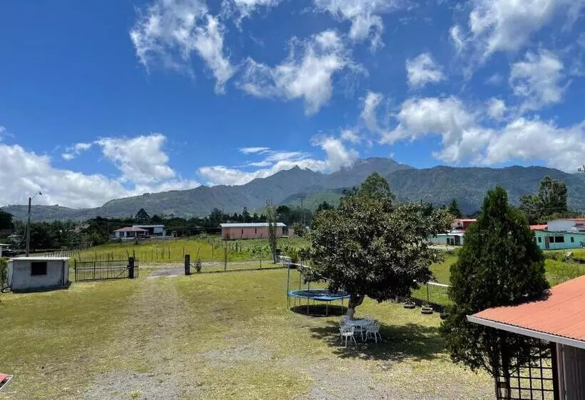 ペンション Cabañas Guadalupe Volcán