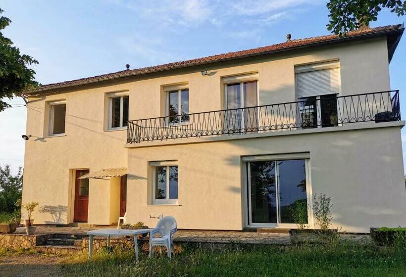 פנסיון Sol De La Dime