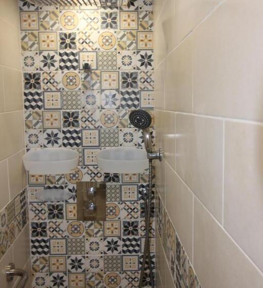 مبيت وإفطار La Charentaise Des Lilas