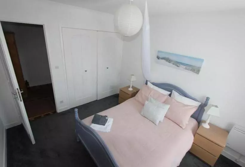 Aamiaismajoitus (B&B) La Charentaise Des Lilas