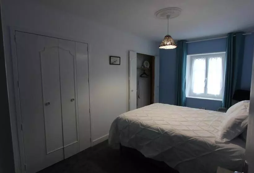 Aamiaismajoitus (B&B) La Charentaise Des Lilas