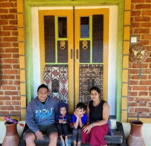 住宿加早餐  Shadow Mask Bungalow